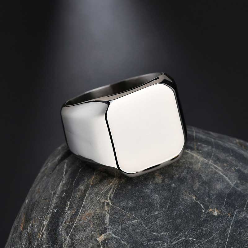 Couple Lover’s Personalized Rings